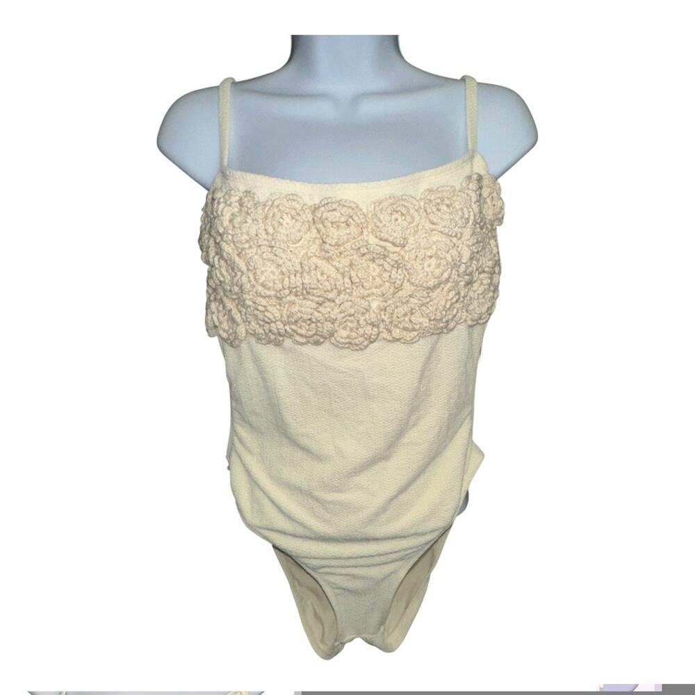 Antonio Melani MG XL Swimsuit Pearl Ivory Crochet Art Adjustable Removable Pads